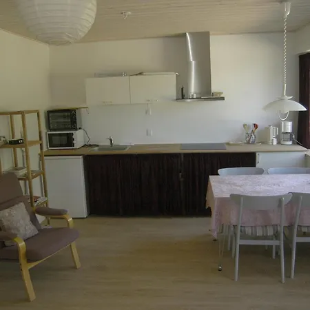 Henne Ferie Penzion Hennebjerg