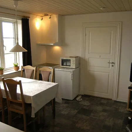 Henne Strand Ferie 2* Hennebjerg