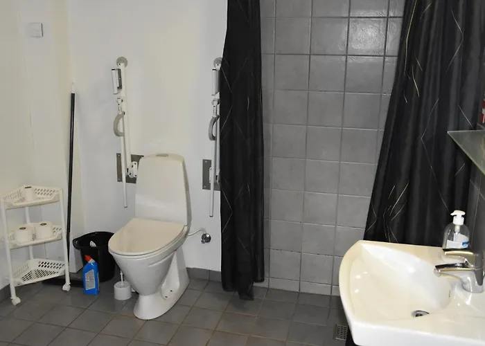 Henne Ferie بيت ضيافة