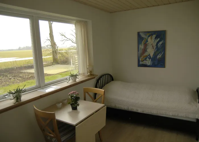 Henne Ferie Pensjonat 2*
